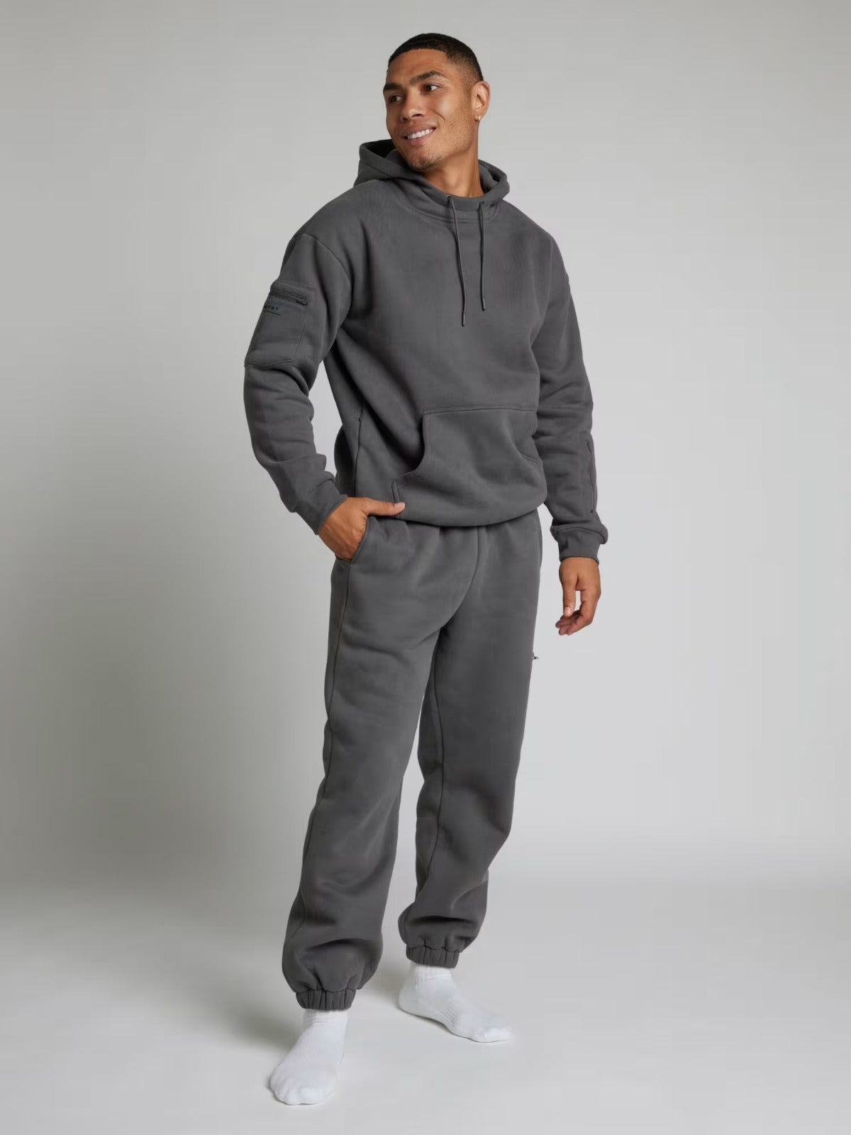 Conjunto de chándal gris oscuro unisex